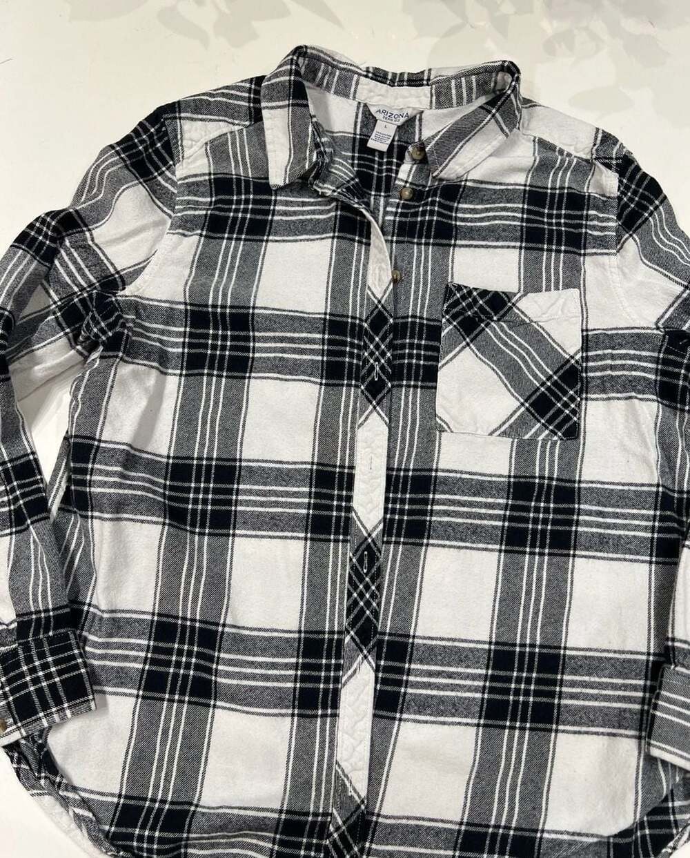 Arizona Jean Co Black and White Plaid Button Down Shirt Size L